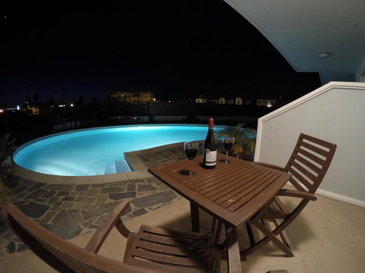 Kato Paphos Suites Zewnętrze zdjęcie