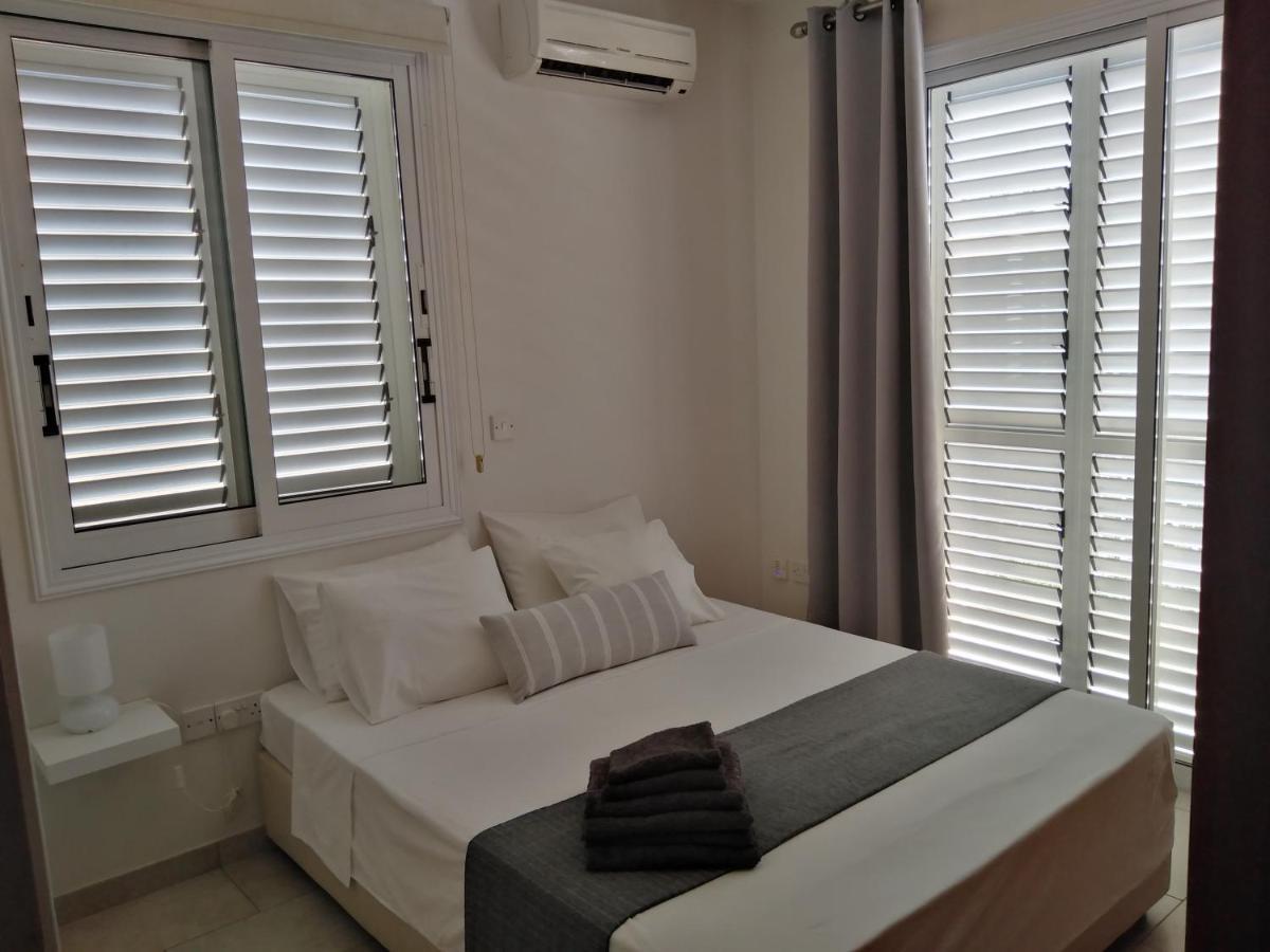 Kato Paphos Suites Zewnętrze zdjęcie