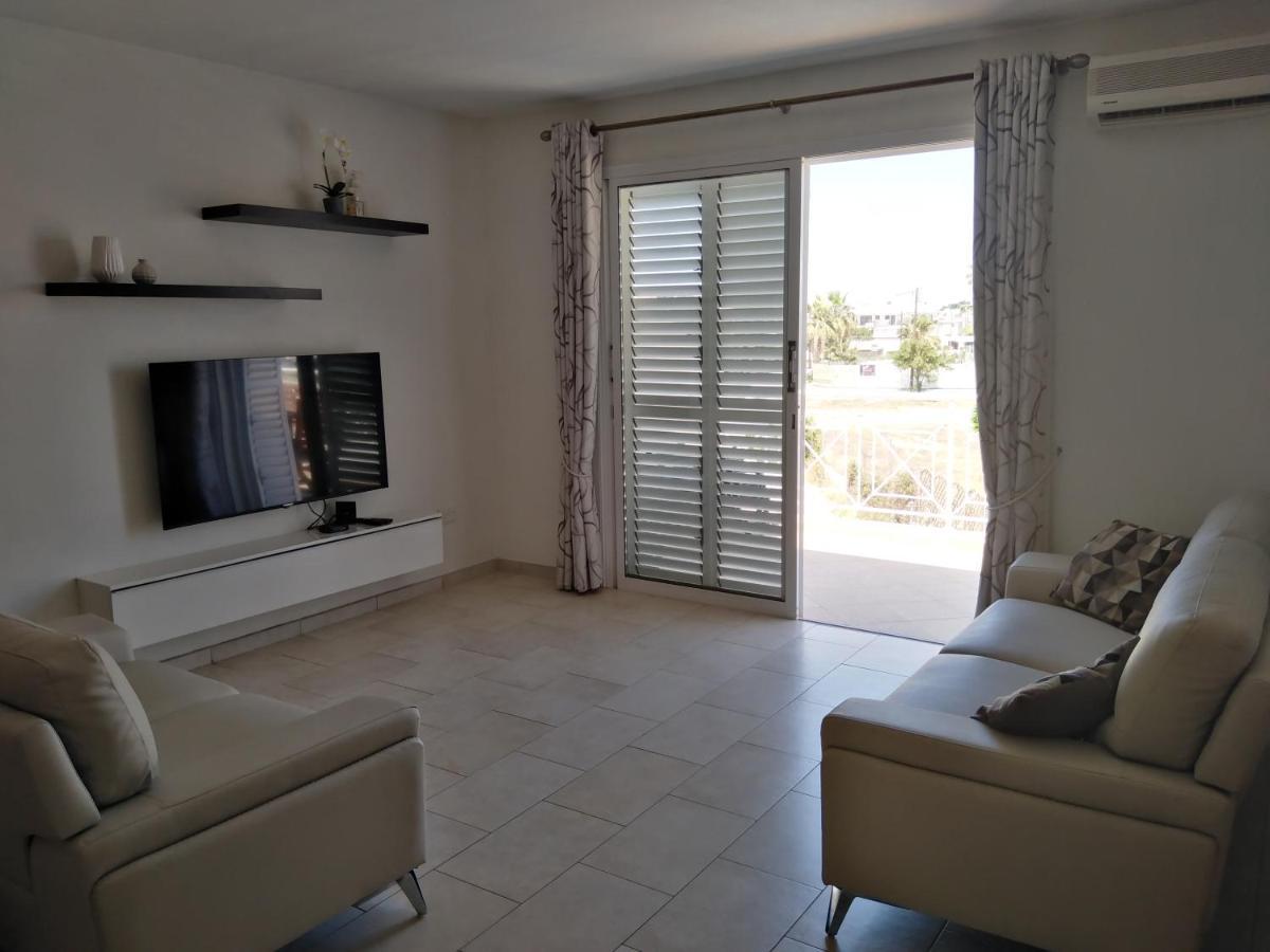 Kato Paphos Suites Zewnętrze zdjęcie