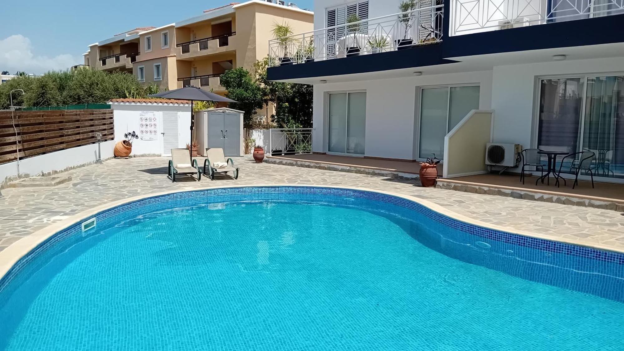 Kato Paphos Suites Zewnętrze zdjęcie